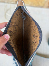 Load image into Gallery viewer, Item# 4871-26