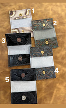 Load image into Gallery viewer, Cowhide Card Holder
